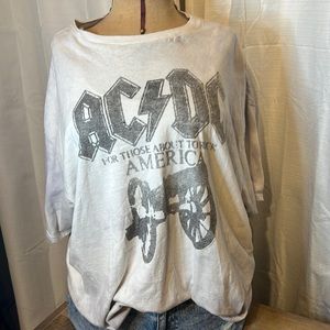 AC/DC band t-shirt